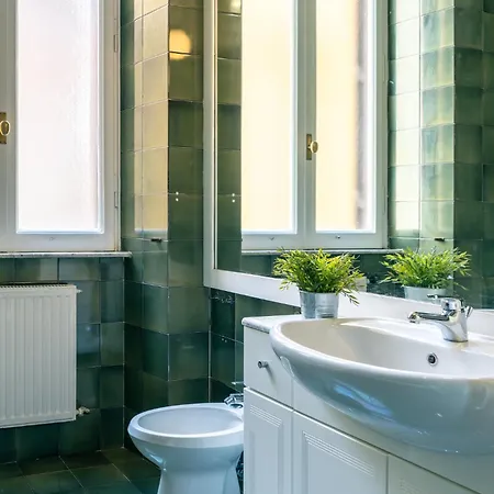 Vatican Apartment Borgo Pio-3